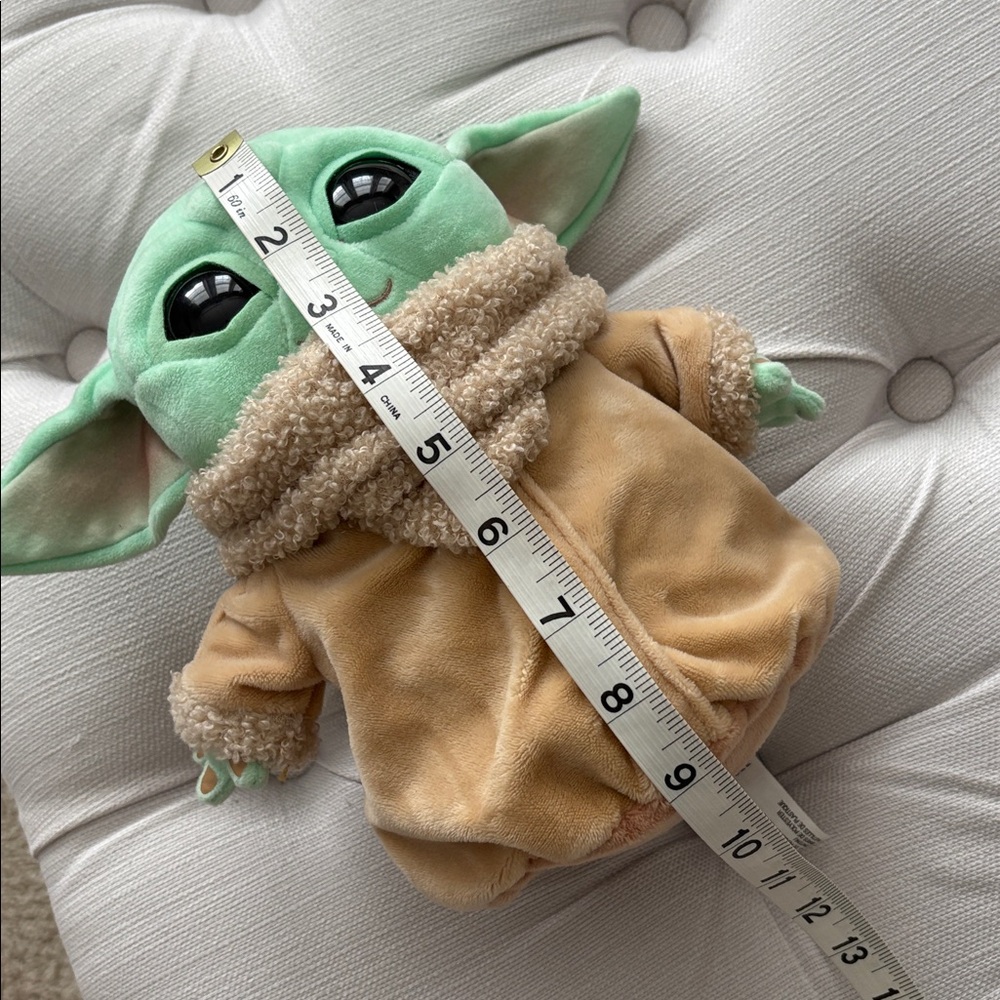Star Wars Grogu stuffed animal - Picture 7 of 7